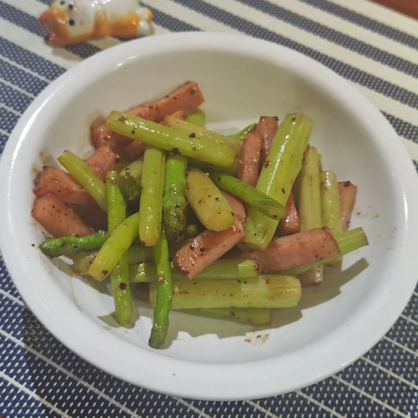 フードバークピポです