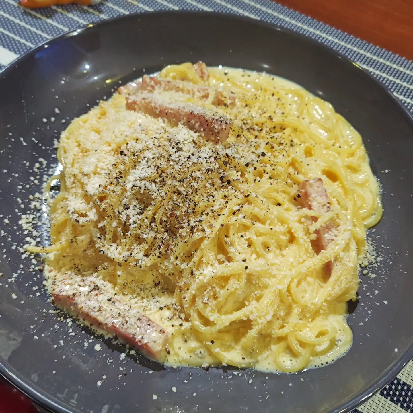 フードバークピポです